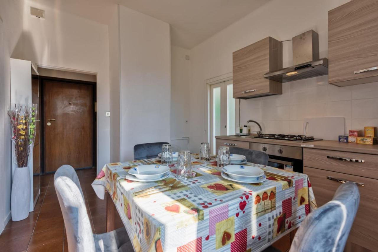 Venice Vacation Apartment Two Bedrooms มาร์เกรา ภายนอก รูปภาพ