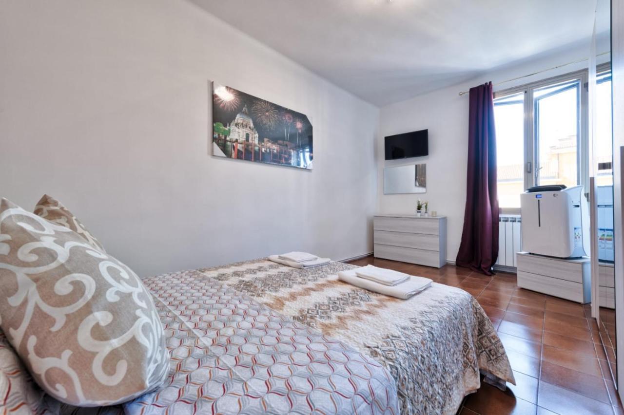 Venice Vacation Apartment Two Bedrooms มาร์เกรา ภายนอก รูปภาพ